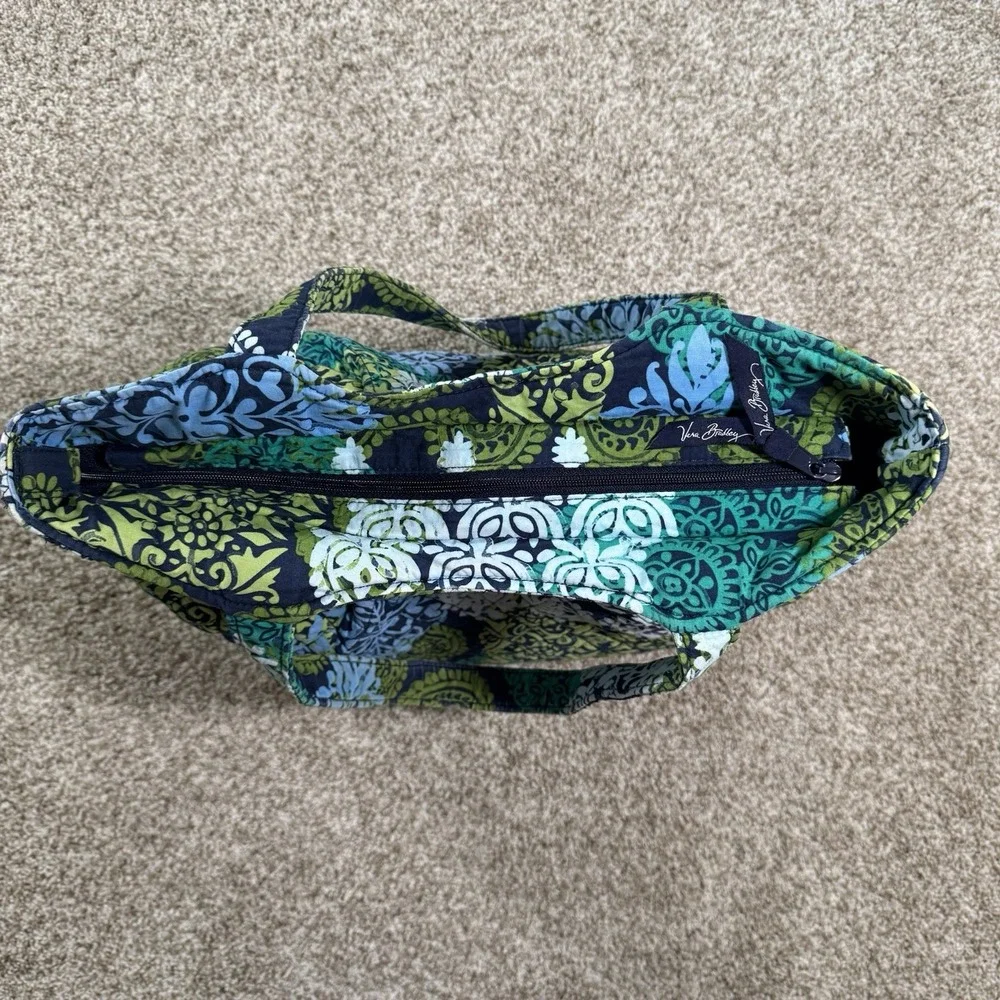 Vera Bradley Caribbean Sea Tote Side Pockets Inside Zip Pocket